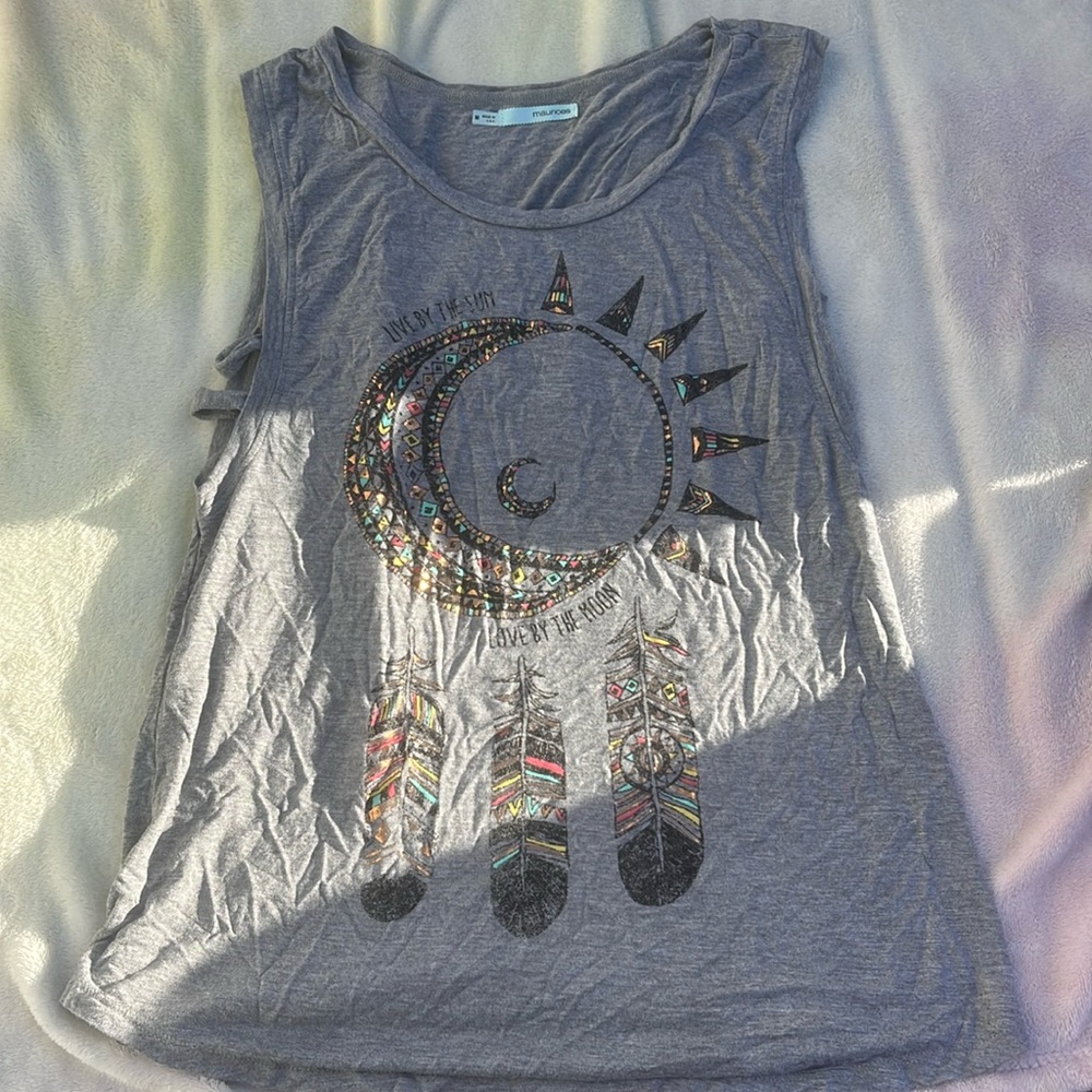 Gray moon/ sun top
